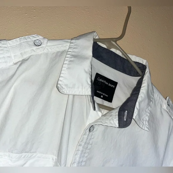 Calvin Klein Jeans White Lightweight Button-Up Shirt. 100% cotton - Picture 7 of 16